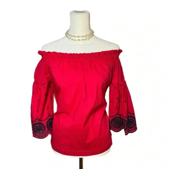 GAP Off-Shoulder Eyelet Bell-Sleeve Top Red Navy Embroidery Cotton blouse - Picture 3 of 12